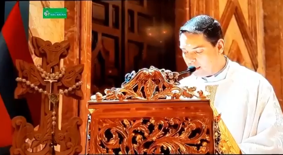 Spanish Priest Refers To Armenian Genocide During Mass.