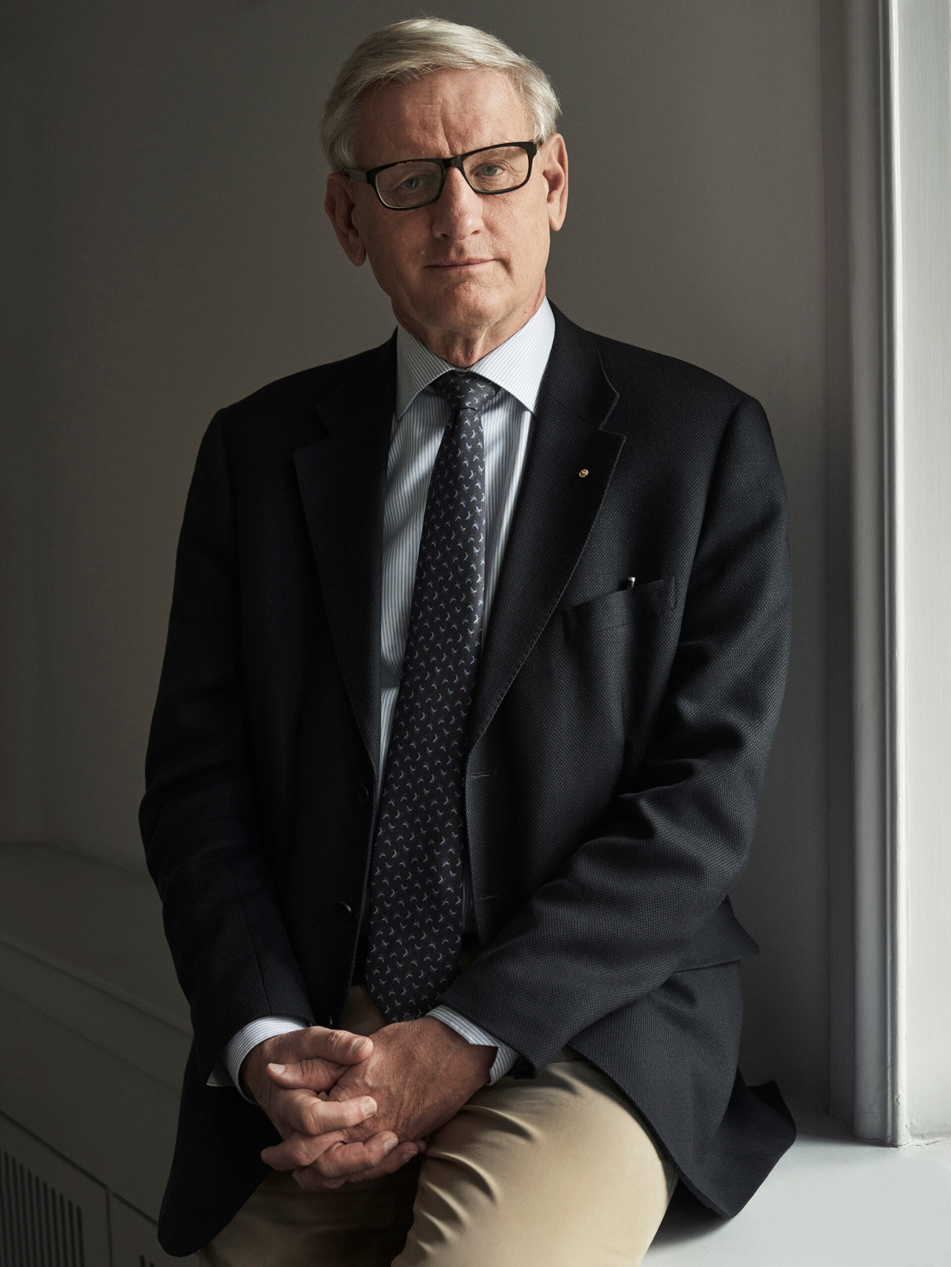 Former Swedish Leader Carl Bildt Suggests 'Armenian Model' For Belarus.