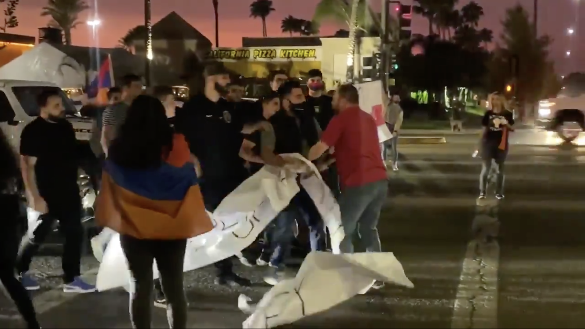 3 Armenians Stabbed In Fresno While Protesting Turkish & Azerbaijani Aggression; Suspect Escapes.