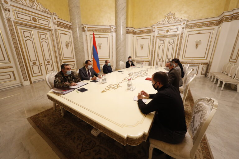 PM Pashinyan receives representatives of the International Committee of the Red Cross (ICRC) in Yerevan.