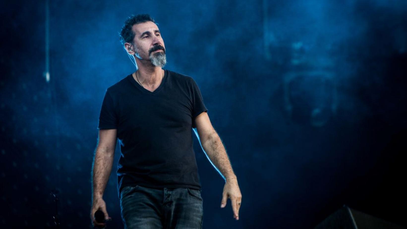 System Of A Down Frontman Serj Tankian Donates $5,000 To Lebanese-Armenians.
