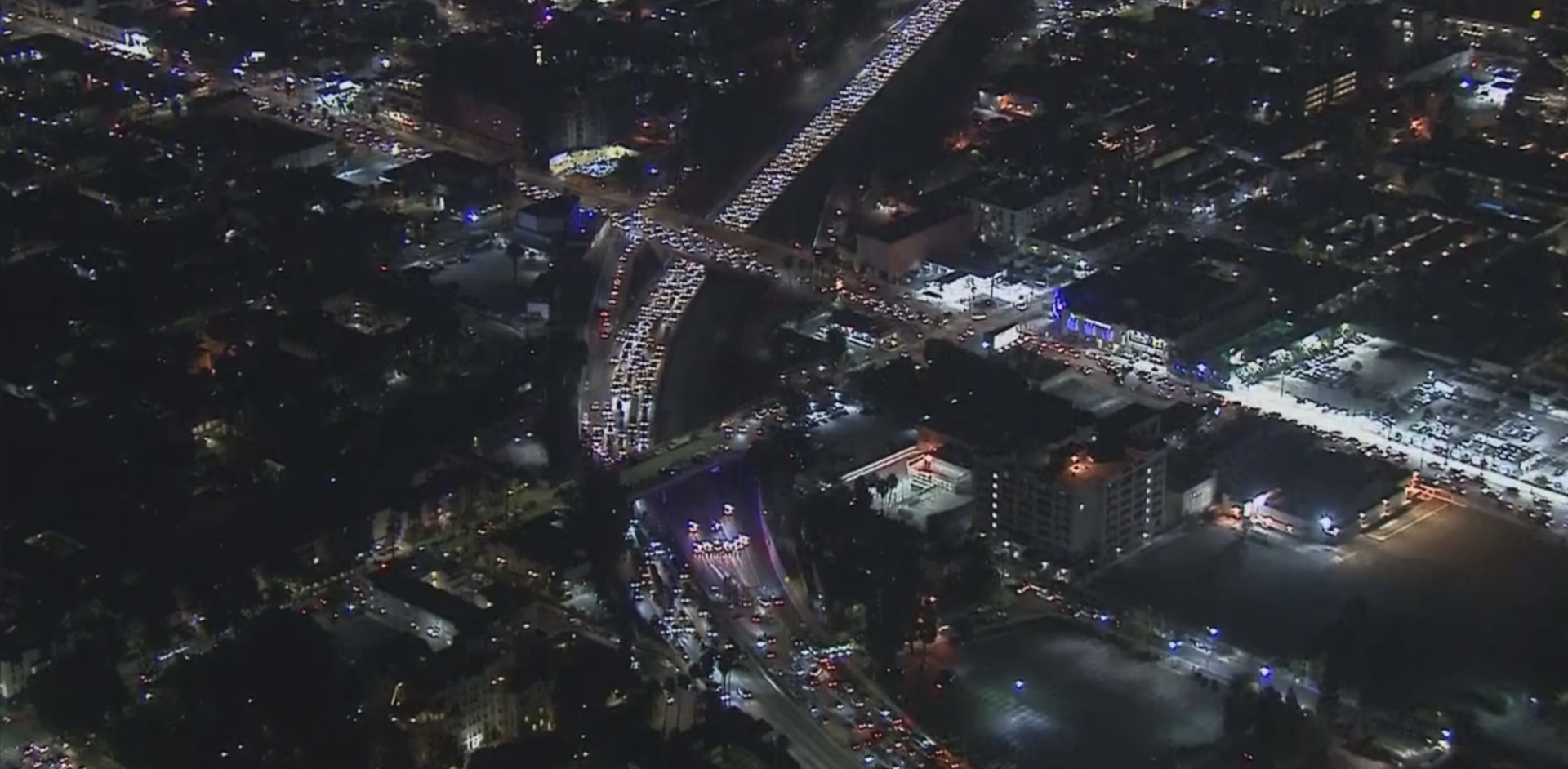 BREAKING NEWS: Armenians In Los Angeles Shut Down Both Directions Of The 101 Freeway.