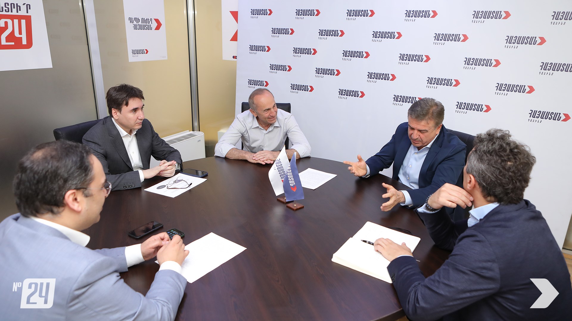 Kocharyan Says He Will Offer Former PM Karen Karapetyan A Position In The Event Of Hayastan Dashinq's Victory.